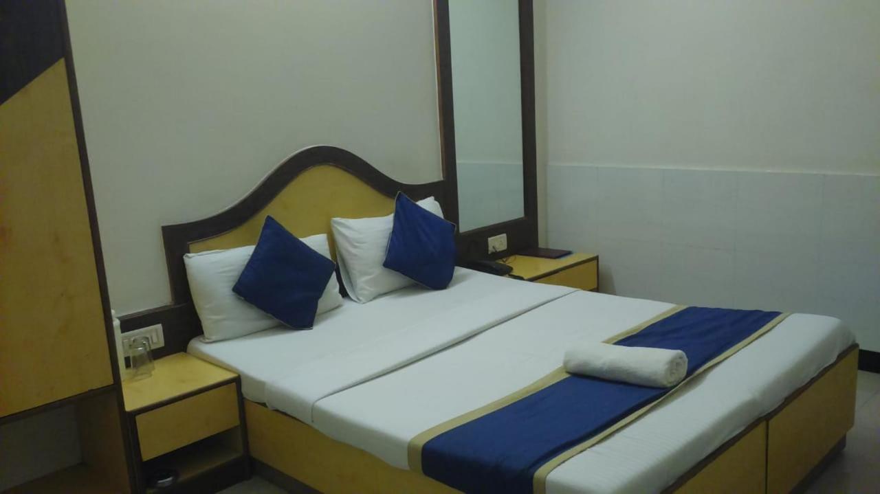 Ganga Sagar Hotel Bangalore Ngoại thất bức ảnh