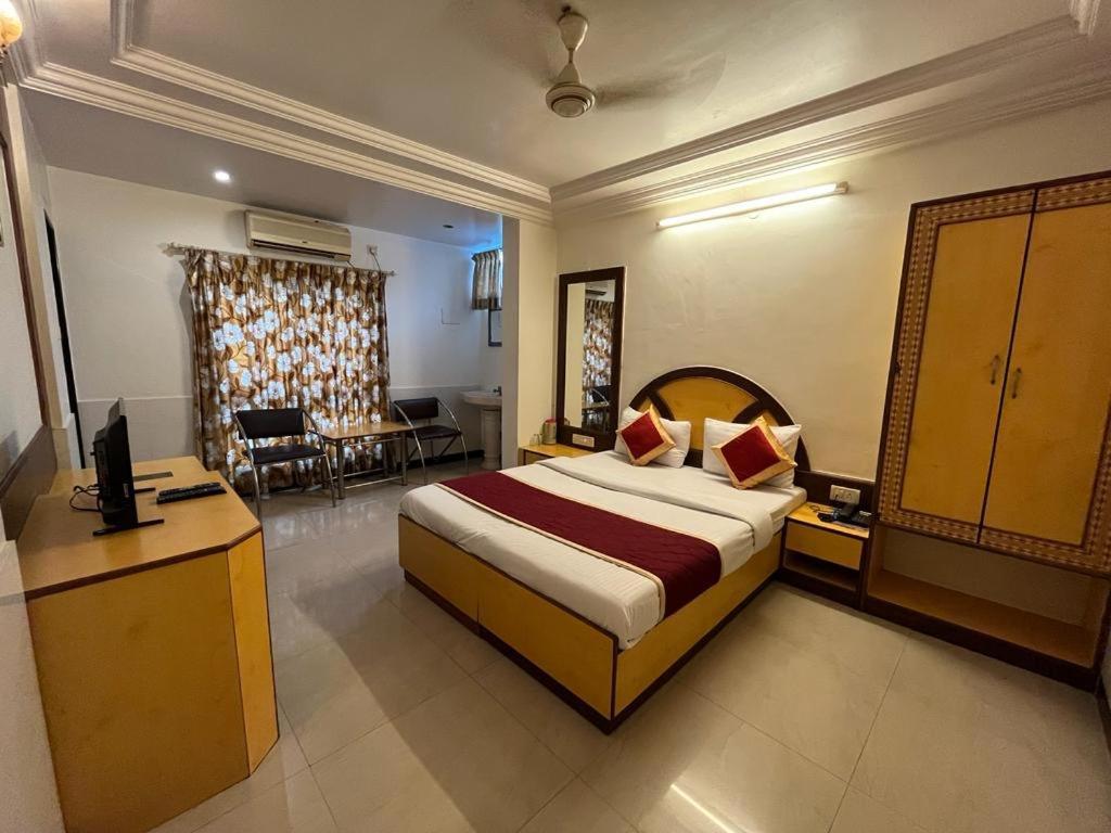Ganga Sagar Hotel Bangalore Ngoại thất bức ảnh